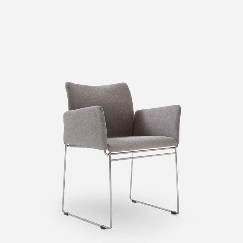 Ljin Chair
